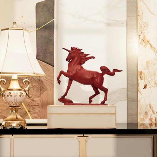 王中兴《灵骏》红 商品图2