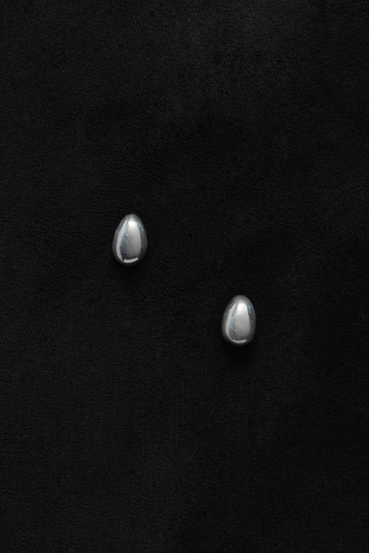 Sophie Buhai 纯银迷你蛋型耳钉 商品图2