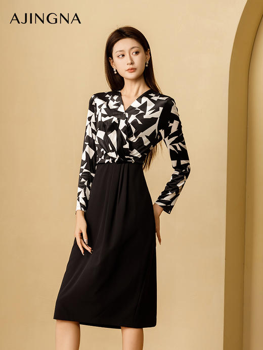 【商场同款】阿菁娜2024秋季新款几何花型丝绒假两件连衣裙A29Q112059 商品图1