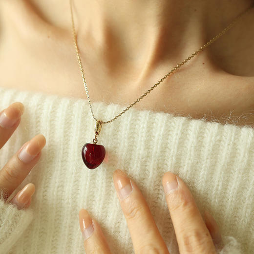 Garden of Eden 伊甸园系列 | 琉璃樱桃吊坠 商品图1