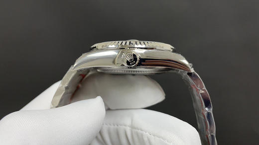 N厂V2版外圈口转动柔顺，圈口不紧不松，完美无破绽➕top级品质
劳力士 天行者Sky-Dweller颠覆升级2022年[恐惧]最新版本所有细节与尺寸，❶:升级三角坑纹表圈深度与侧面的倒边菱角 商品图9