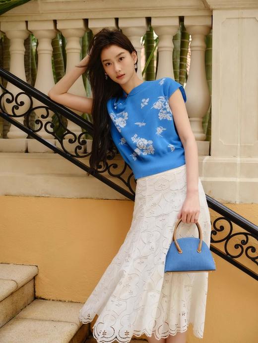 [顺丰包邮]洛诗琳雅莹同款21550秋季新品牡丹提花盘扣无袖针织上衣女139 商品图1