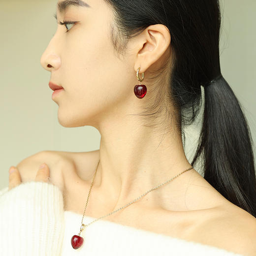 Garden of Eden 伊甸园系列 | 琉璃樱桃吊坠 商品图2