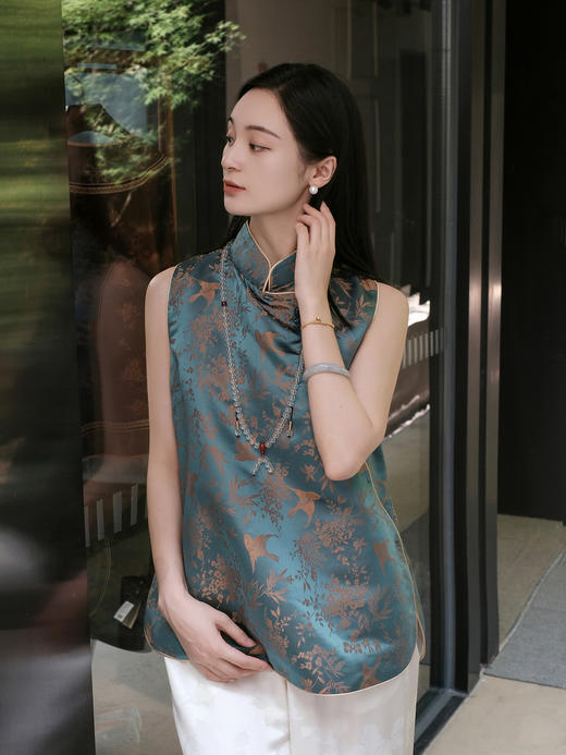 盛唐牡丹 |喜鹊纹真丝花锦缎偏襟马甲 商品图2