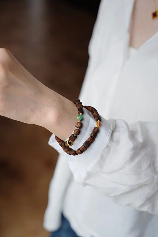 双圈随形达拉干沉香木手串°随机 商品图1