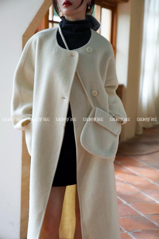 【门店同款】ENJOY冬季柔韧与共光年之外配包大衣 159496642 商品图9