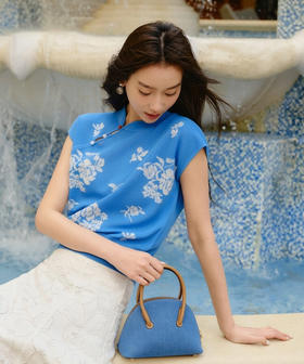 [顺丰包邮]洛诗琳雅莹同款21550秋季新品牡丹提花盘扣无袖针织上衣女139