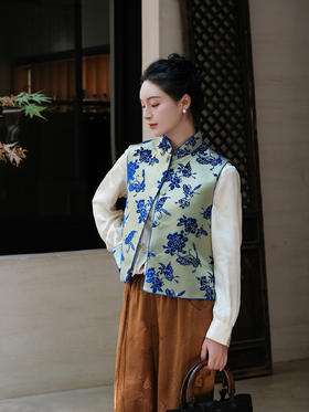 盛唐牡丹| 秋香绿底色真丝漳绒马甲