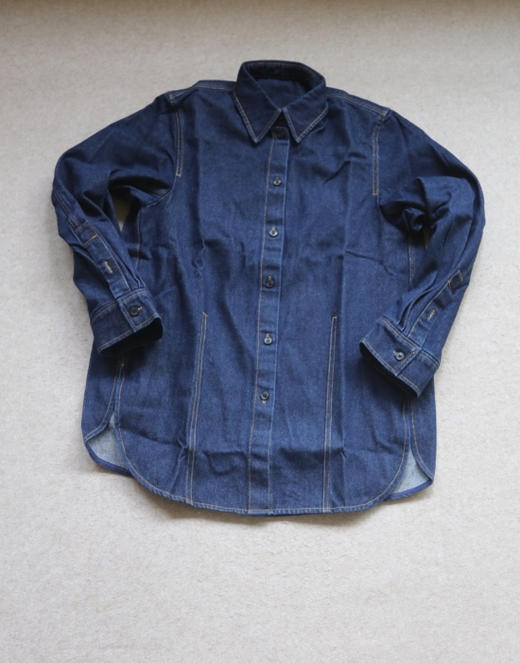 清风拂过 好个秋 哈！女段 Cos 弧形剪裁 小廓感的 衬衫式 牛仔外套 商品图0