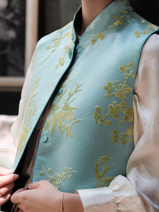 盛唐牡丹| 玉绿底色真丝漳绒马甲 商品图1