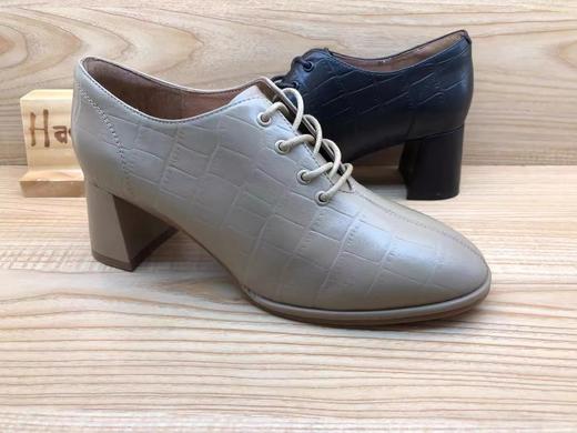 豪行时装真皮简约百搭中跟女单鞋22373512 商品图1