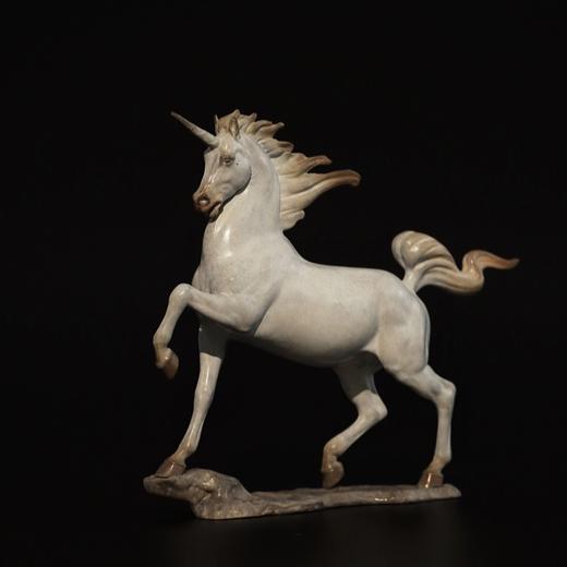 王中兴《灵骏》白 商品图3