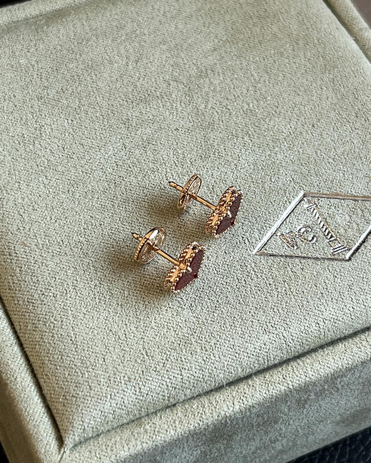 现货 THS 9.30-无 梵克家 VCA小红心系列简单且独特项链手链耳钉 CU1246 商品图14