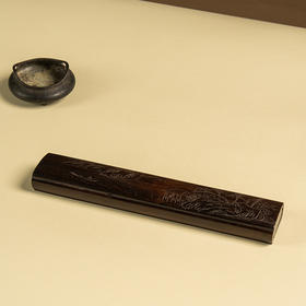 清 紫檀阴刻山水人物带暗屉臂搁