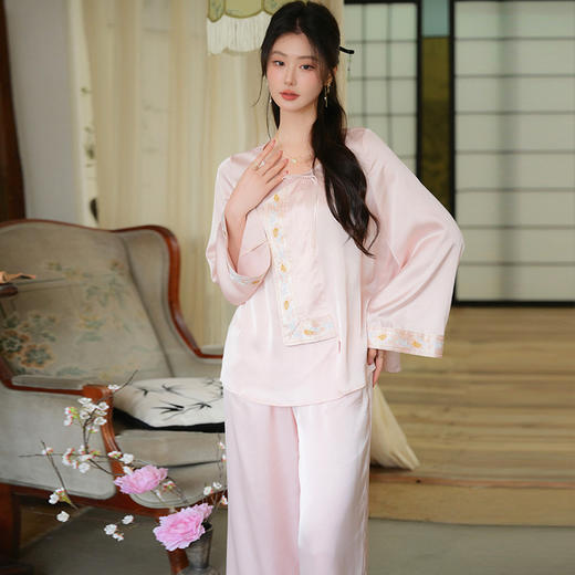 【秋冬严选❗️新中式国风睡衣套装】新款高级感冰丝家居服睡裤秋季女士长袖长裤可外穿 商品图4