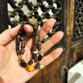双圈随形手串-蜜蜡°达拉干沉香木