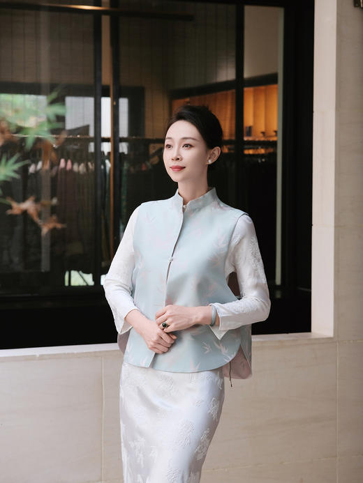 盛唐牡丹| 文竹真丝花锦缎马甲 商品图0