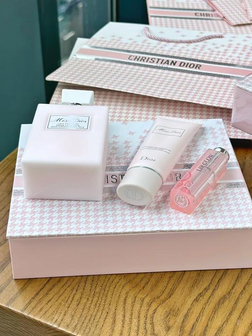 高标准迪Dio*花漾甜心全身香氛护手霜唇膏套装 商品图1