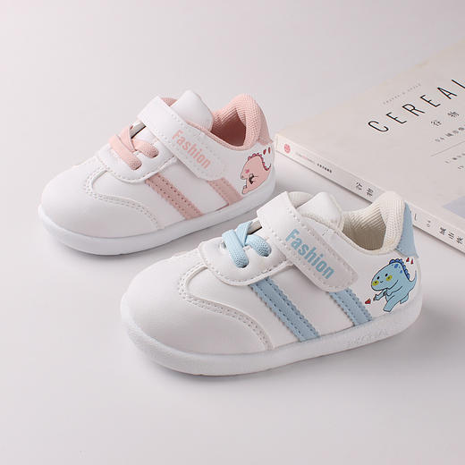 【品牌直供】麦乐童新秋款宝宝学步鞋软底舒适好穿婴童板鞋幼儿园小童运动鞋16-26 商品图1