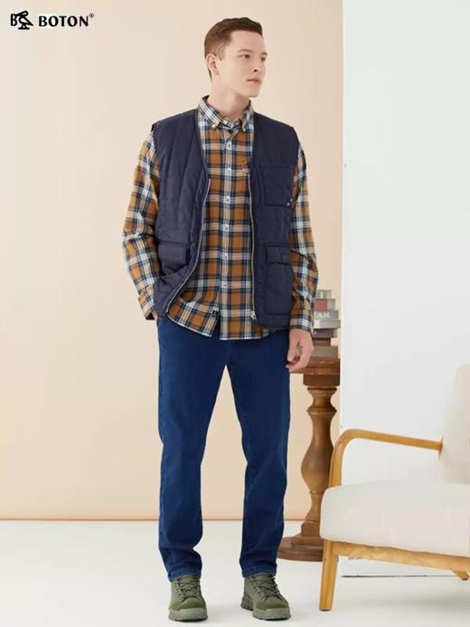 波顿年秋冬高端V字领白鸭绒男士轻薄羽绒马甲背心深蓝色MC790522 商品图3