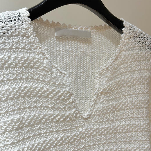 【顺丰包邮】34400 洛诗琳花边小V领肌理感秋冬慵懒镂空针织罩衫001 商品图4