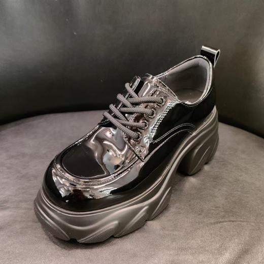 LFGJ凌介女鞋  17703  时尚百搭乐福鞋 商品图0