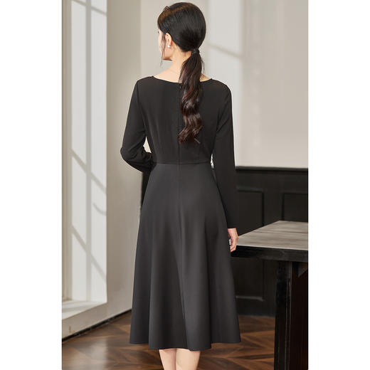 剩S/M 【女主角小黑裙】米思阳2026春季新款极简风小黑裙立体剪裁高级质感连衣裙3788 商品图3