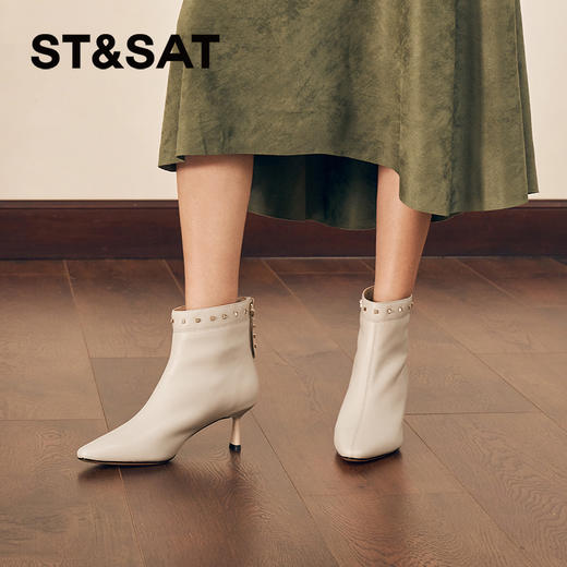 星期六摩登铆钉扣饰尖头细高跟短靴SSC4116405 商品图3