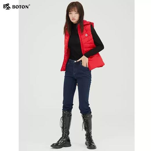 波顿轻薄羽绒背心马甲年冬季女潮流白鸭绒外穿马夹外套LC720321 商品图3