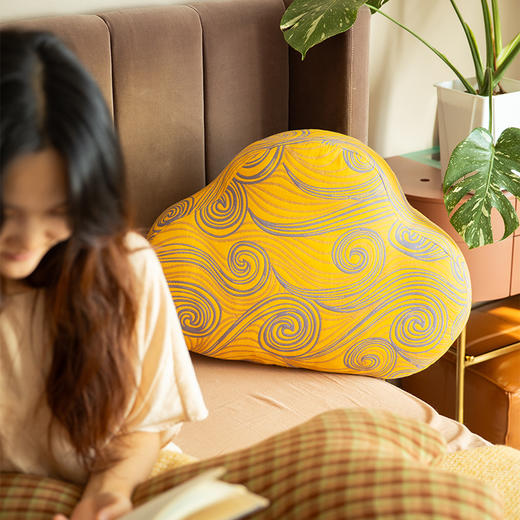 梵高星空系列云朵靠包沙发抱枕睡觉靠垫靠包客厅轻奢高级感 商品图2