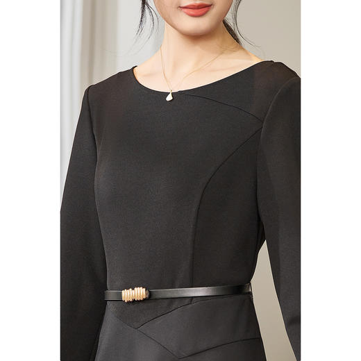 剩S/M 【女主角小黑裙】米思阳2026春季新款极简风小黑裙立体剪裁高级质感连衣裙3788 商品图4