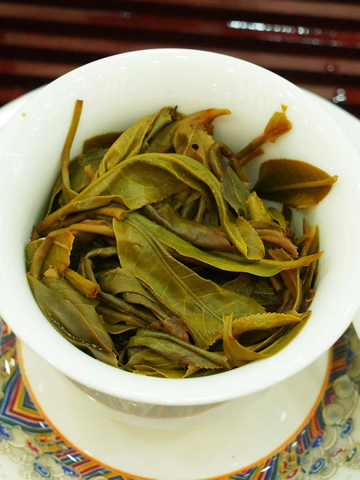 尾货清，余1箱【小荒田散茶】2024年春茶临沧茶区古树茶普洱茶生茶散茶250克/箱 商品图4