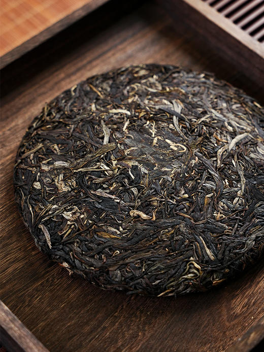 【妖王】2024年春茶布朗山新宠 广别老寨500年古树茶菁，普洱茶生茶357g/饼拍5发6 商品图1