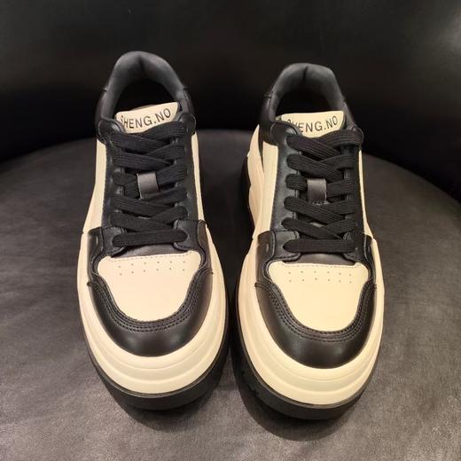 LFGJ凌介女鞋  14699  时尚百搭厚底板鞋 商品图4