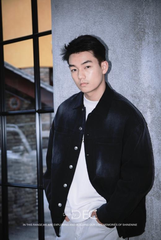 43086262洗水卫衣外套 商品图3