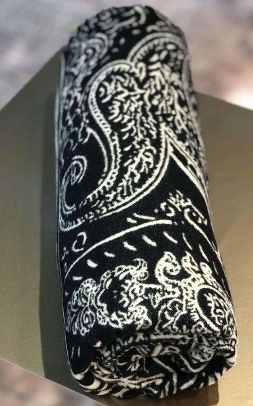 优品堂【墨玉青花】140×140方巾羊毛+拉绒双面围巾披肩两用 商品图5