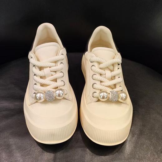 LFGJ凌介女鞋  18101  时尚百搭珍珠小白鞋 商品图1
