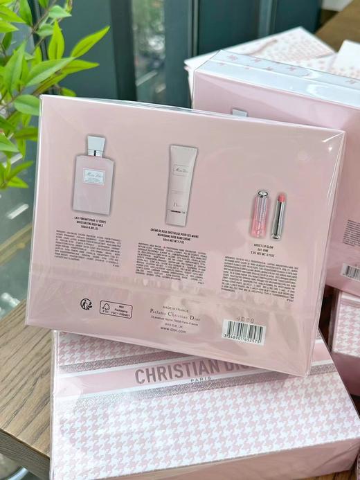 高标准迪Dio*花漾甜心全身香氛护手霜唇膏套装 商品图14