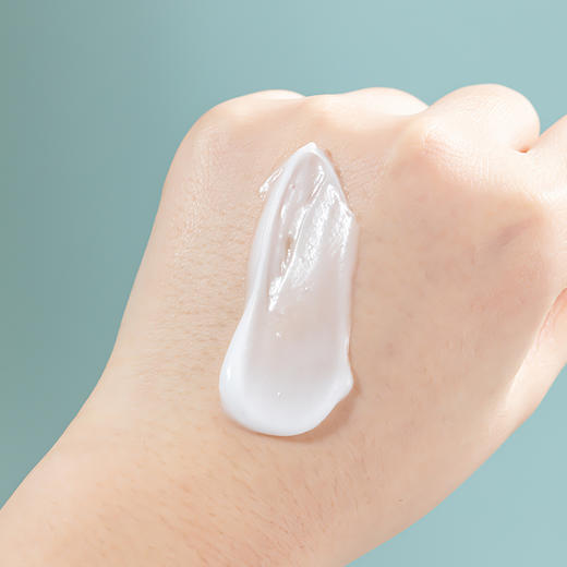 【买就赠乳霜棒+品牌定制女款潮袜1双】Ingram's 英格莱恩乳木果维他命E保湿乳霜&经典水润保湿乳霜 商品图1