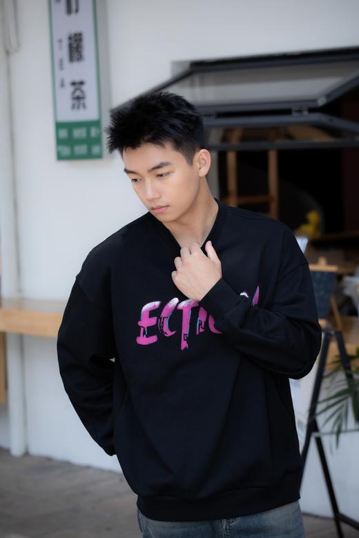 432564226涂鸦字母圆领卫衣 商品图2