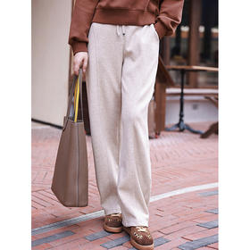 今年你必须拥有一条的裤子窄版运动裤 香蕉针织卫裤