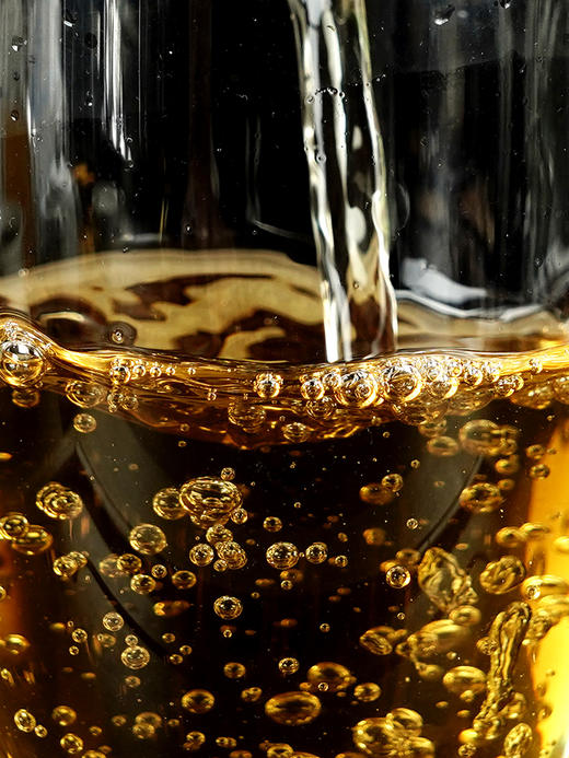 【如梦令】2015年勐海茶区19座名山拼配古寨春独创配方普洱茶生茶饼357克/饼 5饼/提 拍5发6拍20发25每饼送纯银令牌 商品图7