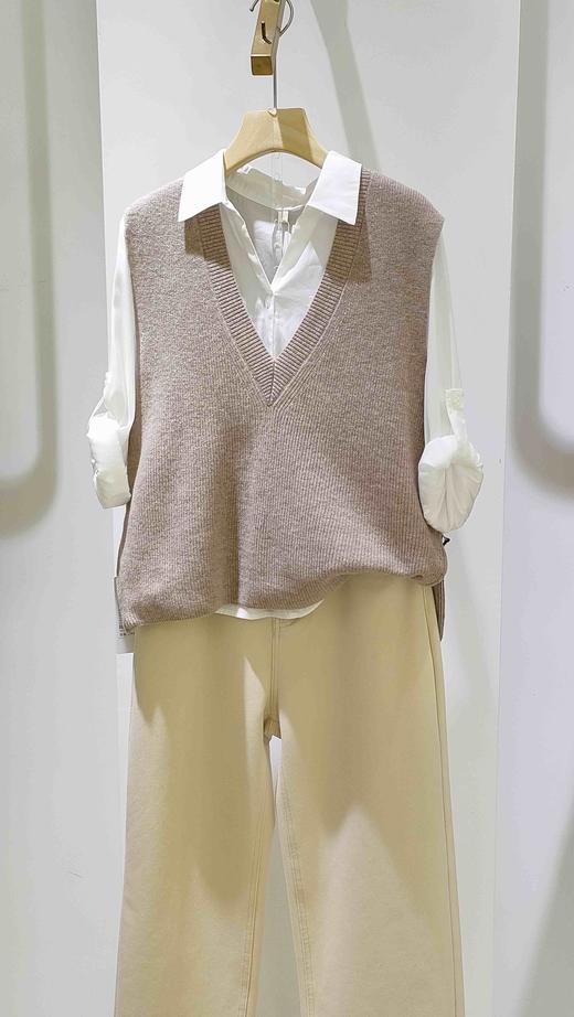 484762全毛侧拉链马甲 商品图3