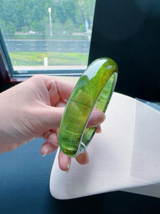 黄绿碧玺手镯 圈59.9 59.4克 商品图6