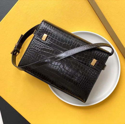 SAINT LAURENT圣罗兰 YSL SL MANHATTAN 曼哈顿金扣 鳄鱼纹压花闪亮牛皮革 斜挎单肩包 小号 中号女款 黑色（CB） 商品图1