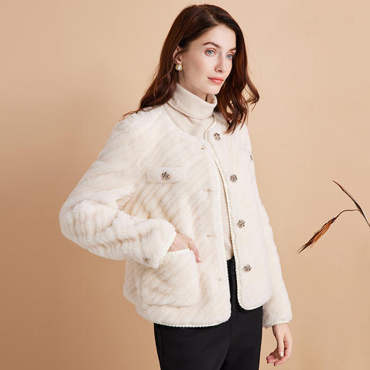 EITIE爱特爱简约经典圆领小香风100%棉羊毛短款毛呢外套冬新款外套D2403403 商品图3