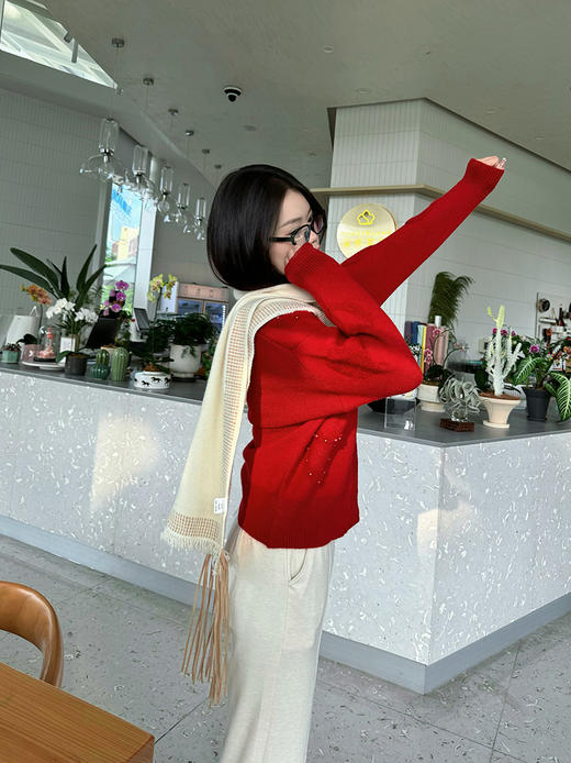 【积分换购】桃心订珠针织外套 3521010019 商品图10