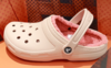 CROCS 石英粉 经典暖棉Clog 203591 -6UR 商品缩略图1