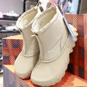 CROCS 灰褐色 波波暖靴 210315-0LJ
