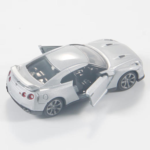 多美NO.933915旗舰仿真车TP17GT-R 商品图3